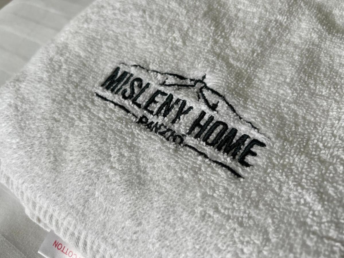 Misleny Home Kozarmisleny Eksteriør bilde
